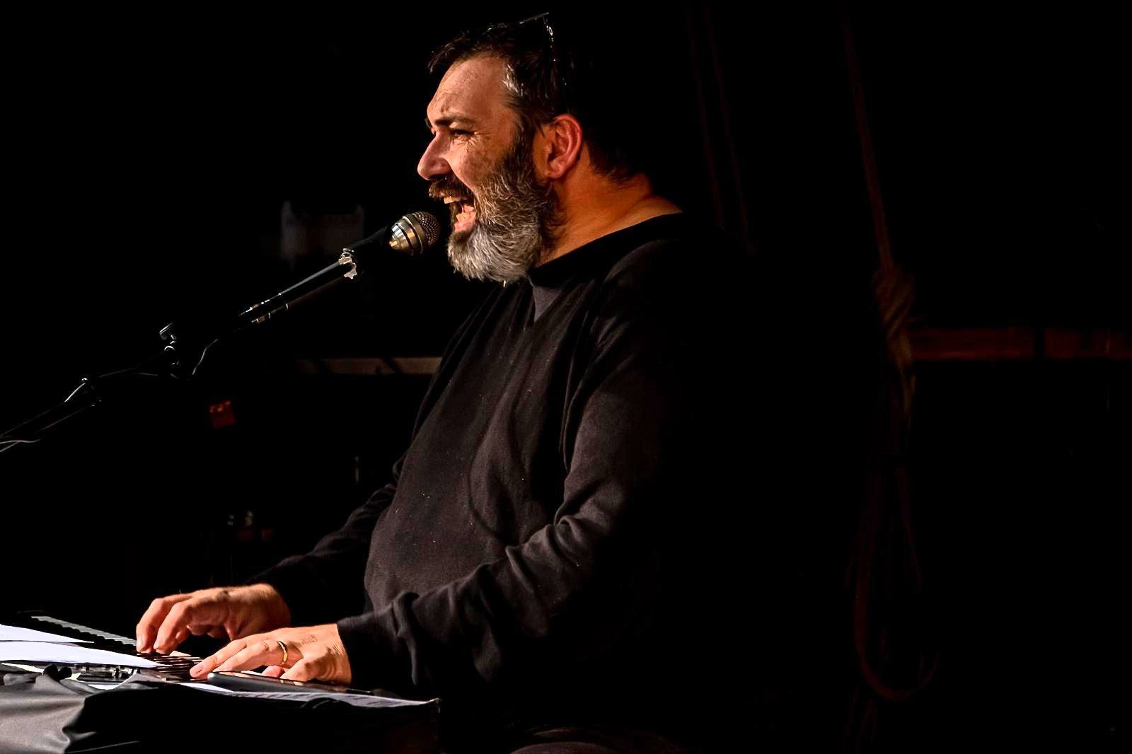 Voce e tastiera, dal vivo
